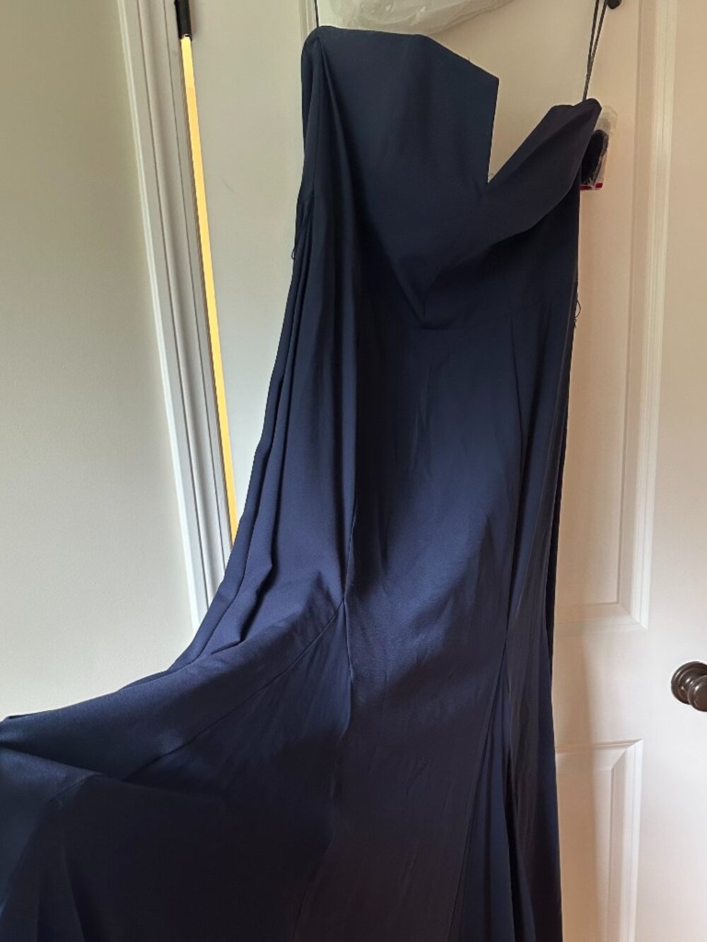 Vera Wang Strapless Crepe Soie Chiffon Dress